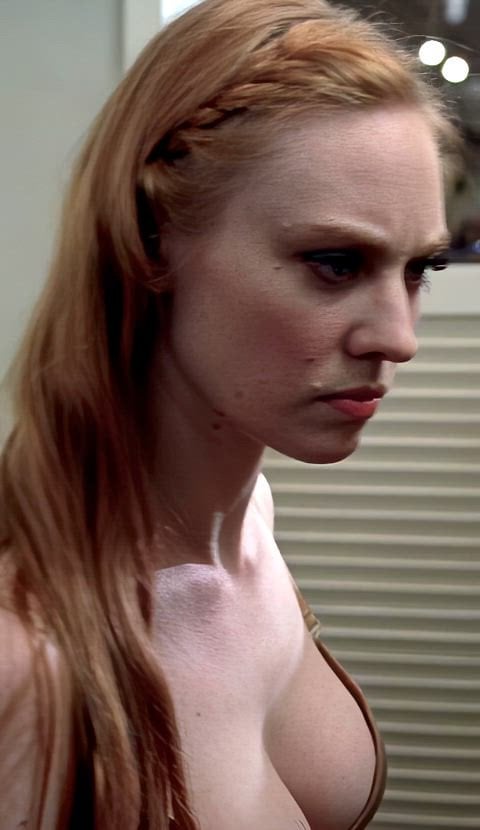 Deborah Ann Woll’s nude scene in True Blood Season 5 Episode 3 “Enhanced”