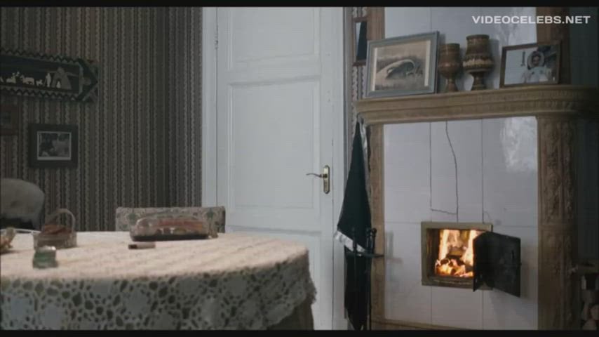 Aida Tumutova’s Nude Scene in The Stoker (2010) – Her Debut Film