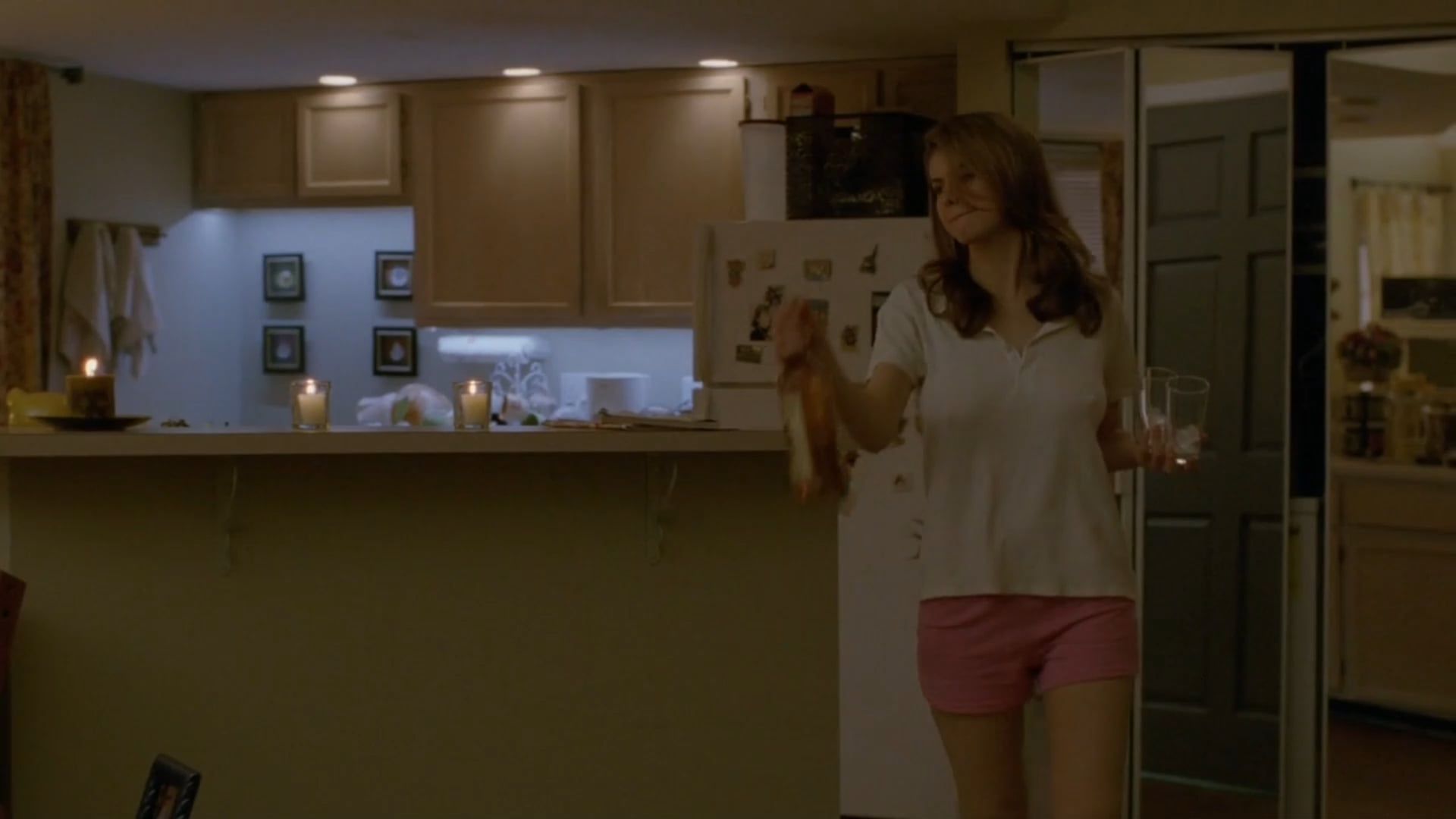 Alexandra Daddario’s steamy nude scene in The White Lotus s01e02