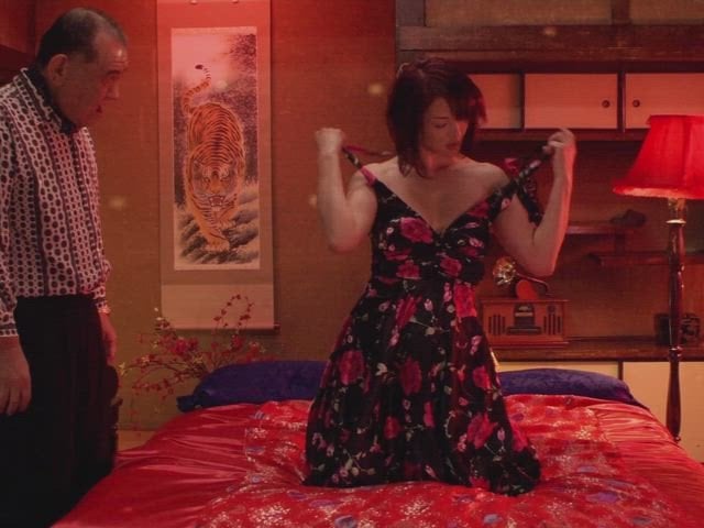 Asuka Kurosawa in Tsumetai nettaigyo featuring a nude sex scene