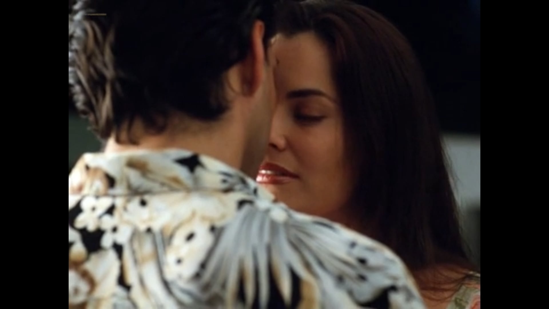 Athena Massey and Joyce Jimenez get steamy in Body Parts with nude scenes (2001)