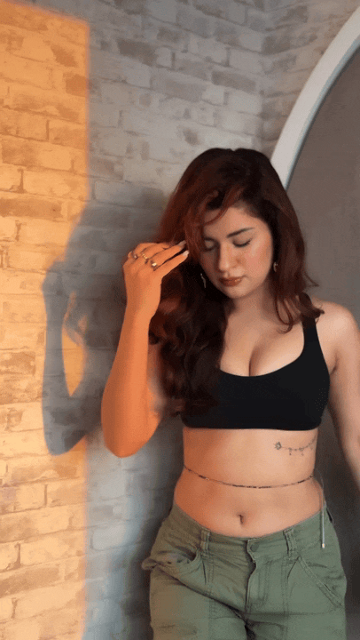 Avneet Kaur sizzles in a hot nude scene that will leave you breathless