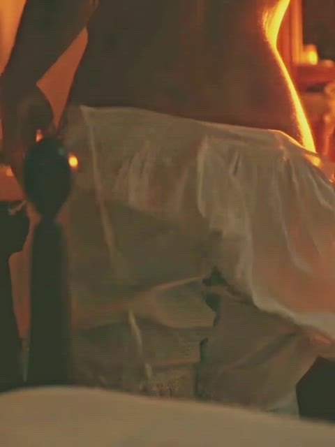 Barbara Branco in a nude scene from O Crime do Padre Amaro
