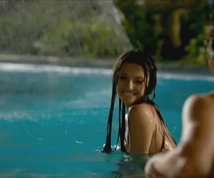 Carla Quevedo in a nude scene from Affluenza (2014)