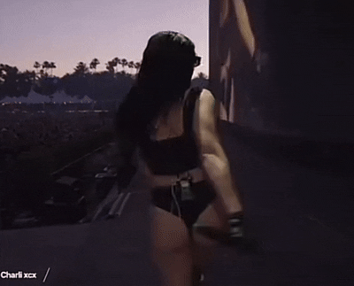 Charli XCX’s Hot and Sexy Booty Showcase