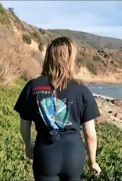 Chloe Grace Moretz’s Hot Ass Steals the Spotlight in This Sexy Clip