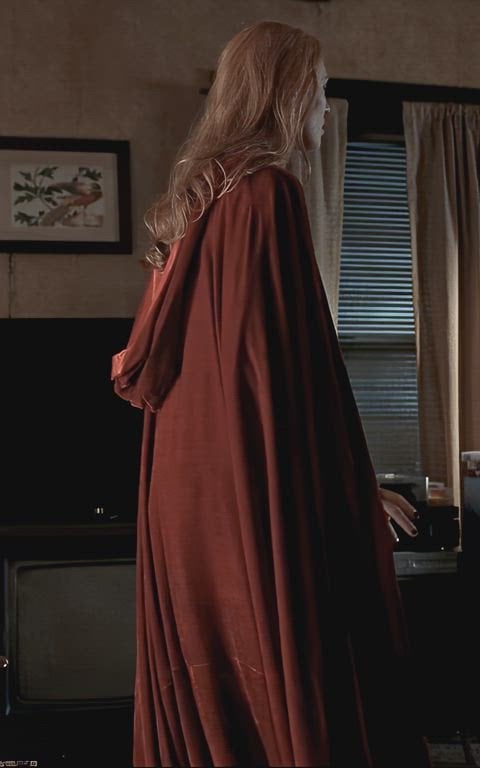 Deborah Ann Woll’s nude scene in True Blood Season 5 Episode 1 “Enhanced”