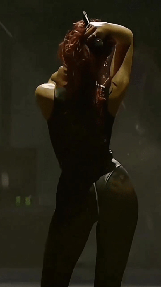 Dua Lipa’s Hot and Sexy Butt Steals the Show