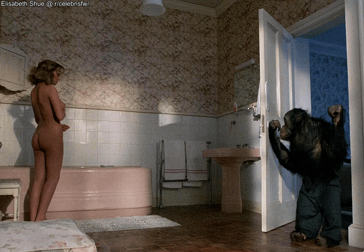 Elisabeth Shue’s intimate nude scene in Link (1986)