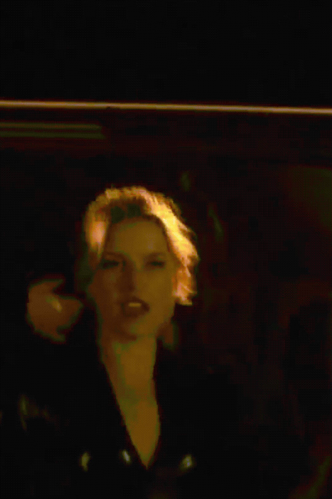 Eliza Dushku Shows Off Her Hot Looks in Jay and Silent Bob Strike Back