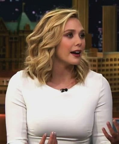 Elizabeth Olsen in a sizzling nude scene that you won’t want to miss