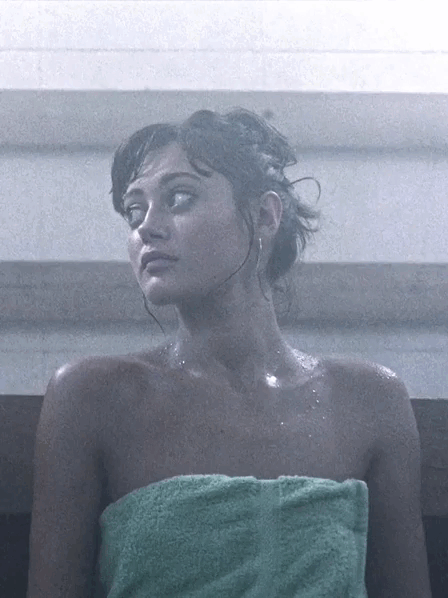 Ella Purnell’s nude scene in Sweetbitter (2018)