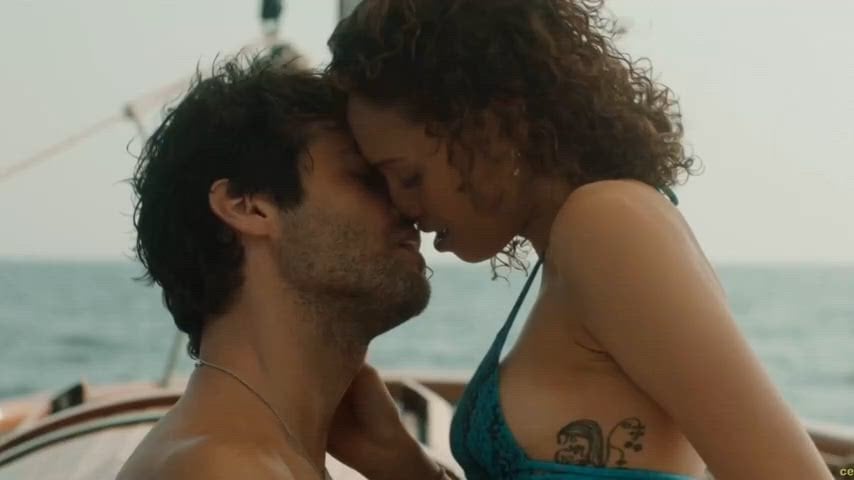 Ella Rae Smith’s Nude Scene in Into the Deep (2022)