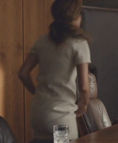 Emma Watson’s Hot and Sexy Ass Moment That Will Blow Your Mind