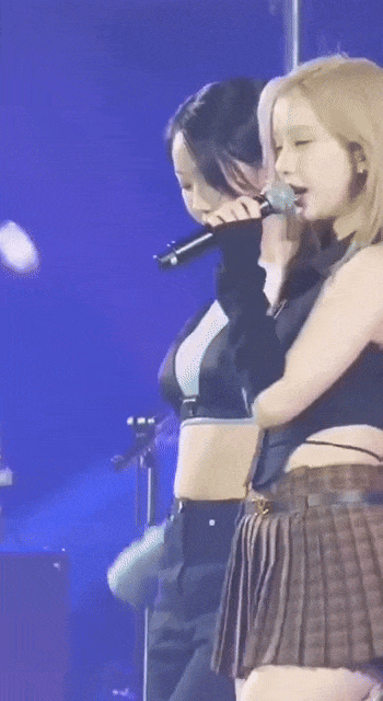 Eunha’s Hot and Sexy Ass Steals the Spotlight