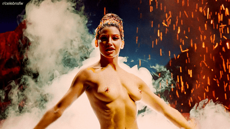 Gina Gershon’s nude scene in Showgirls (1995)