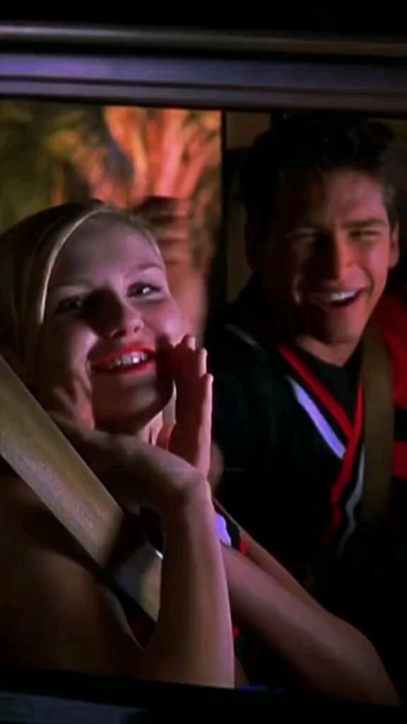 Hot Eliza Dushku Shows Off in Bring It On