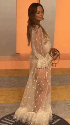 Hot Olivia Wilde Shows Off Her Stunning Ass in Sultry Clip