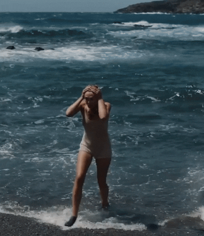 Hot and Sexy Elizabeth Olsen Shows Off Her Stunning Style