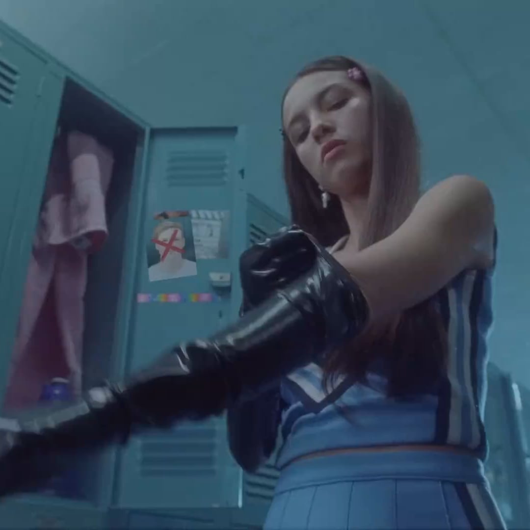 Hot and Sexy Olivia Rodrigo Shows Off Her Stunning Look