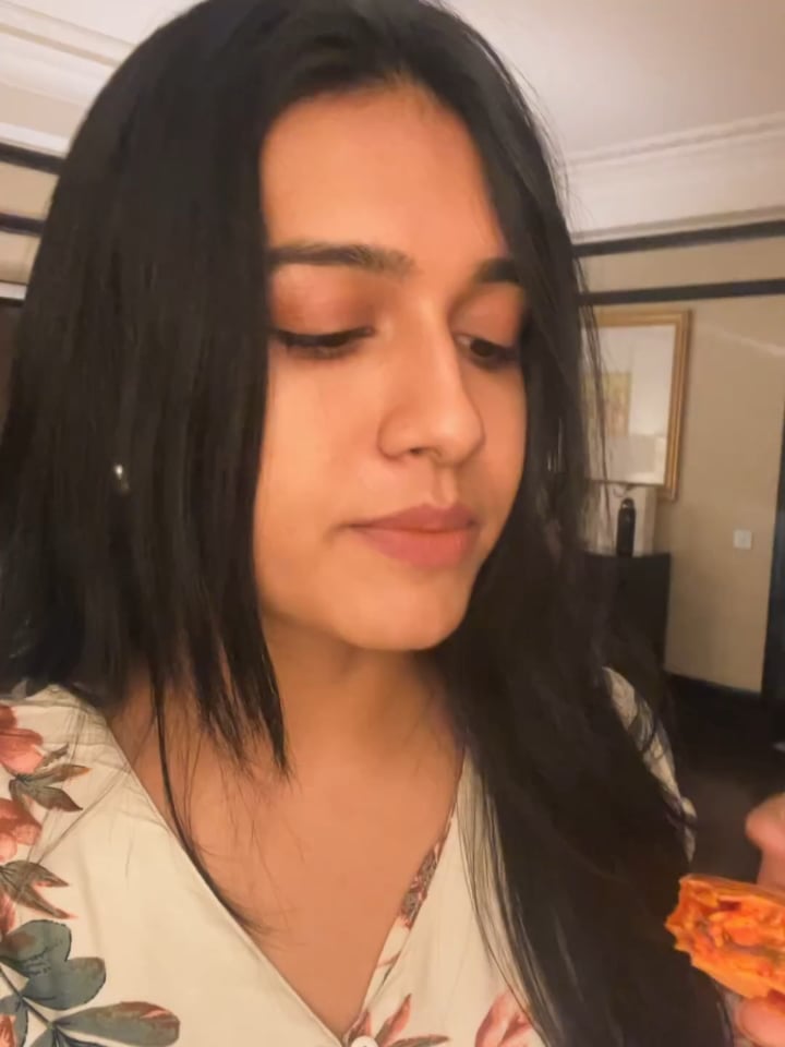 Hot and Sexy Samyukta Shows Off Her Curves