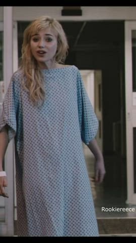 Imogen Poots’ Sexy Moment Showcasing Her Stunning Ass