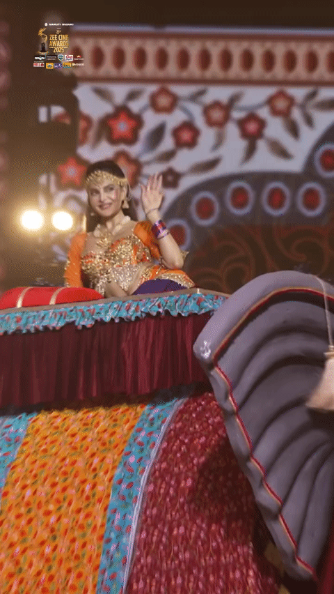 Jacqueline Fernandez’s sexy appearance in a steamy event video