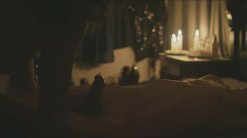 Jana Klein’s daring nude scene in Le temps d’un réveil (2018)