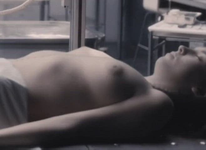 Jodie Comer Shows Off Her Sexy Side in Steamy Hot Clip