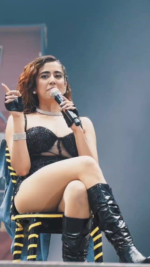 Jonita Gandhi’s Steamy Nude Scene in a Pulsating Hot Movie