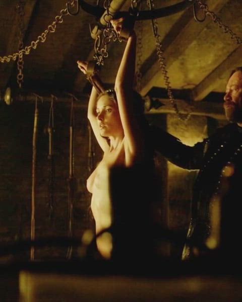 Karen Hassan’s nude scene in Vikings Season 3 Episode 10
