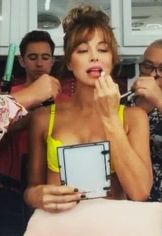 Kate Beckinsale sizzles in a steamy nude scene.