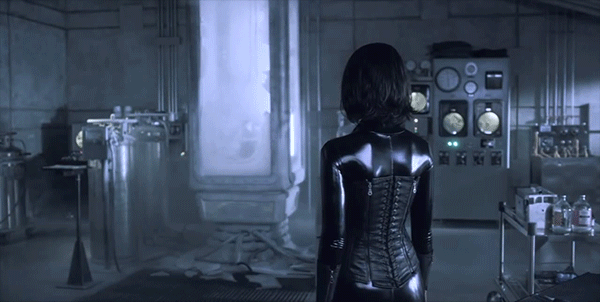 Kate Beckinsale’s Hot Booty Moments That Will Leave You Breathless