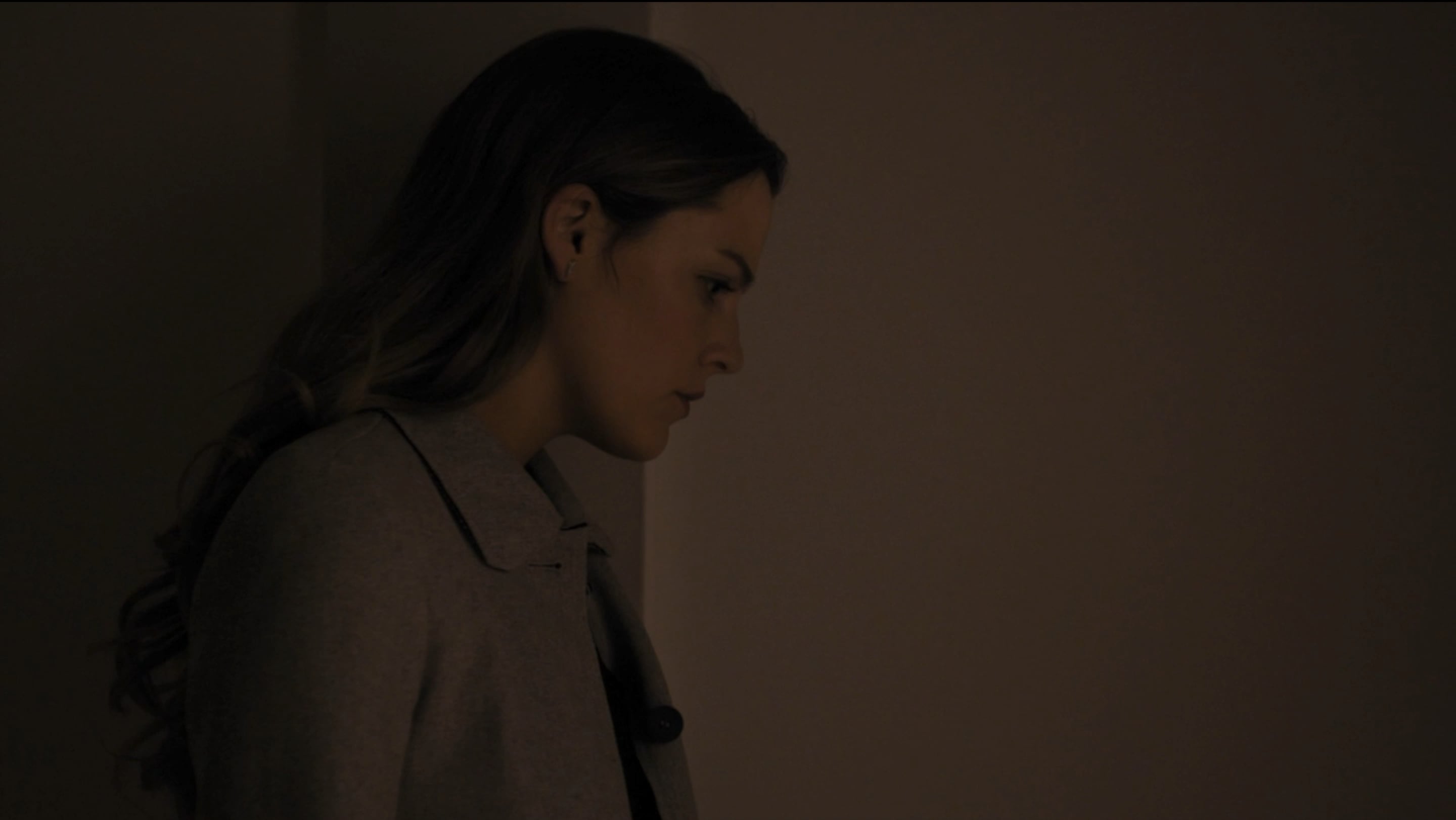 Kate Lyn Sheil and Riley Keough Heat Things Up in a Steamy Nude Scene
