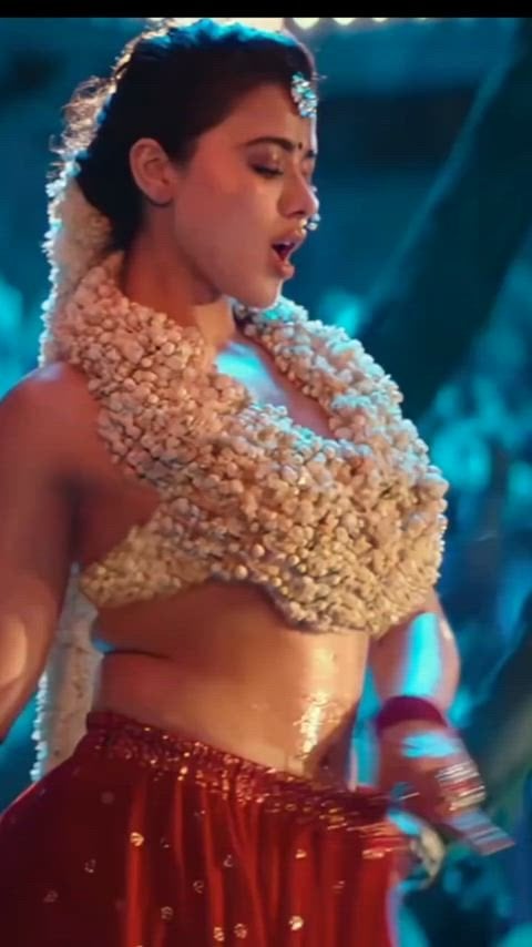 Ketika Sharma Steals the Spotlight in a Steamy Nude Scene