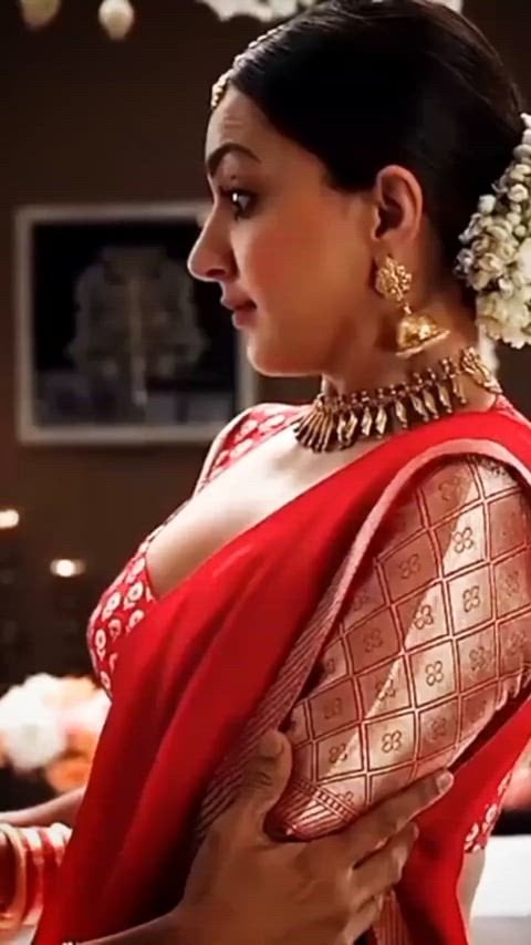 Kiara Advani’s Hot and Steamy Nude Scene in [Movie Name]