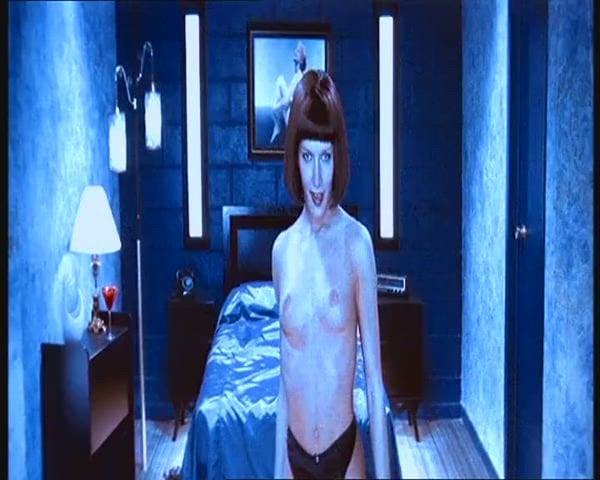 Kim Feeney in a nude scene from The Hunger Season 1 Episode 6 (1997)