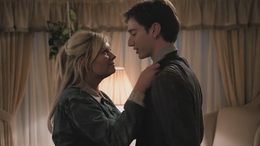 Kirsten Dunst Goes Wild in a Hot and Sultry Moment