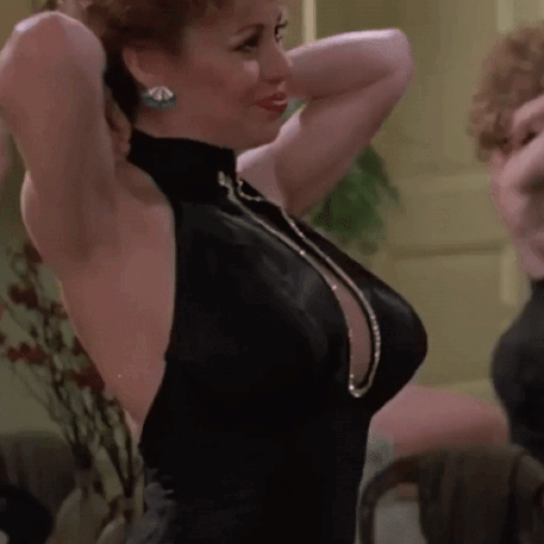 Kitten Natividad’s Steamy Transformation from Clothed to Nude