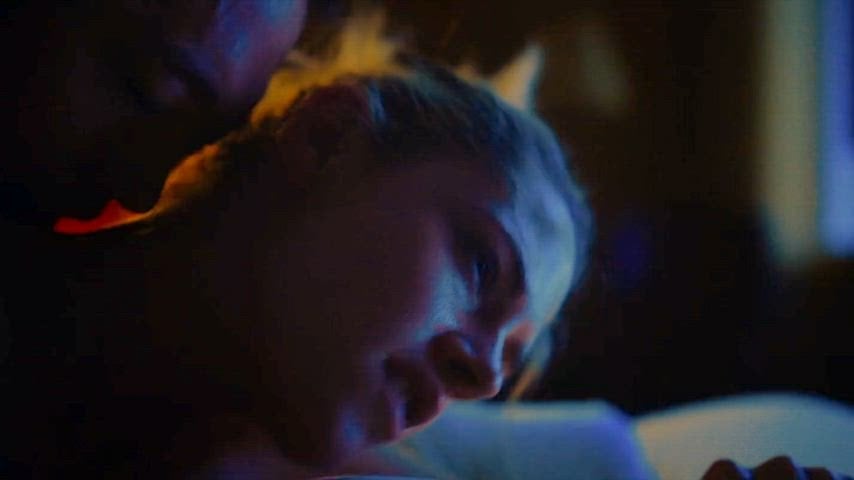 Kristen Stewart’s Sexy Hot Moments Unveiled