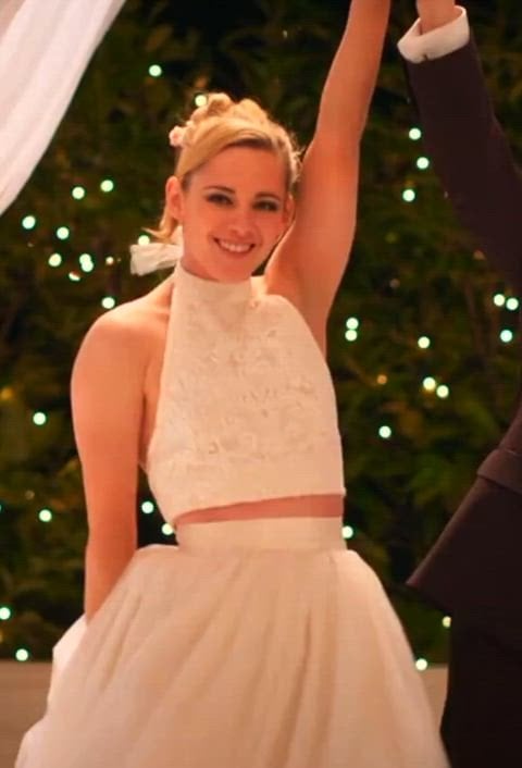 Kristen Stewart’s steamy nude scene in her latest movie