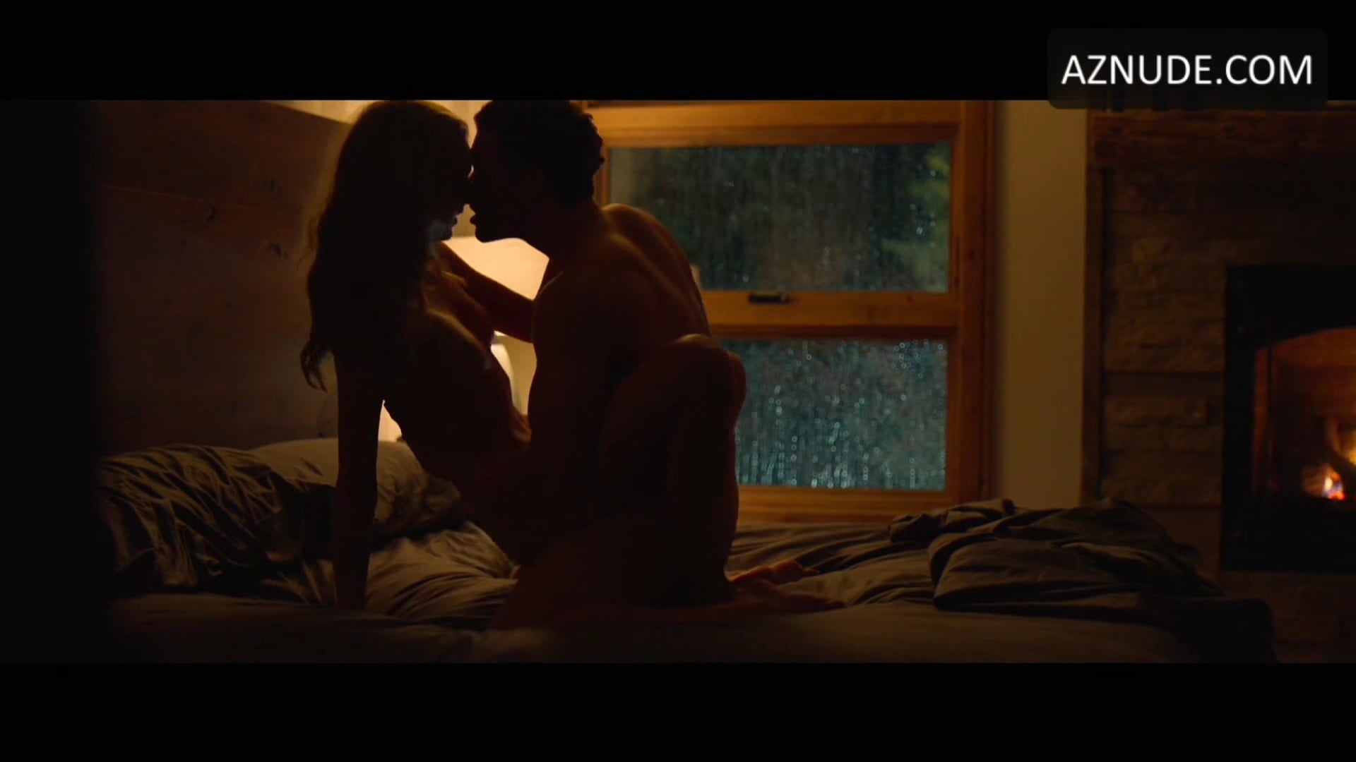 Lilly Krug in a steamy nude scene from Shattered – Part 2