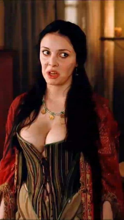 Lisa Slabber’s nude scene in Black Sails from 2015 Season 2 Episode 1