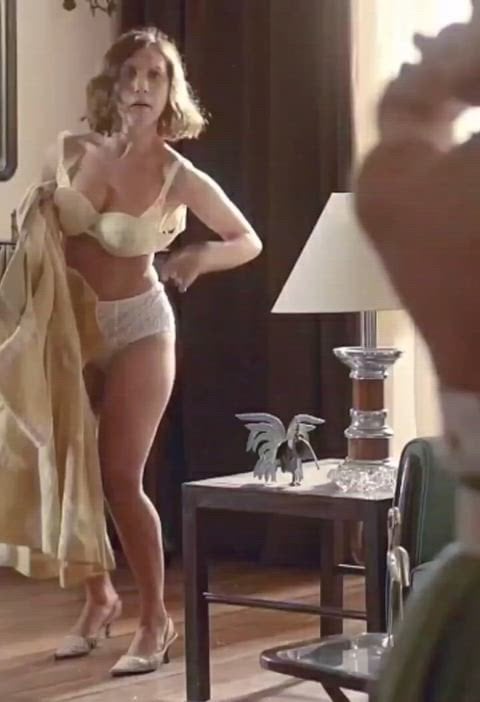 Lorena Comparato in a nude scene from Boca de Ouro (2019)