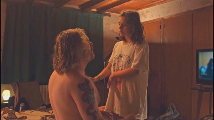 Louisiane Gouverneur’s Nude Scene in Clèves (2021)