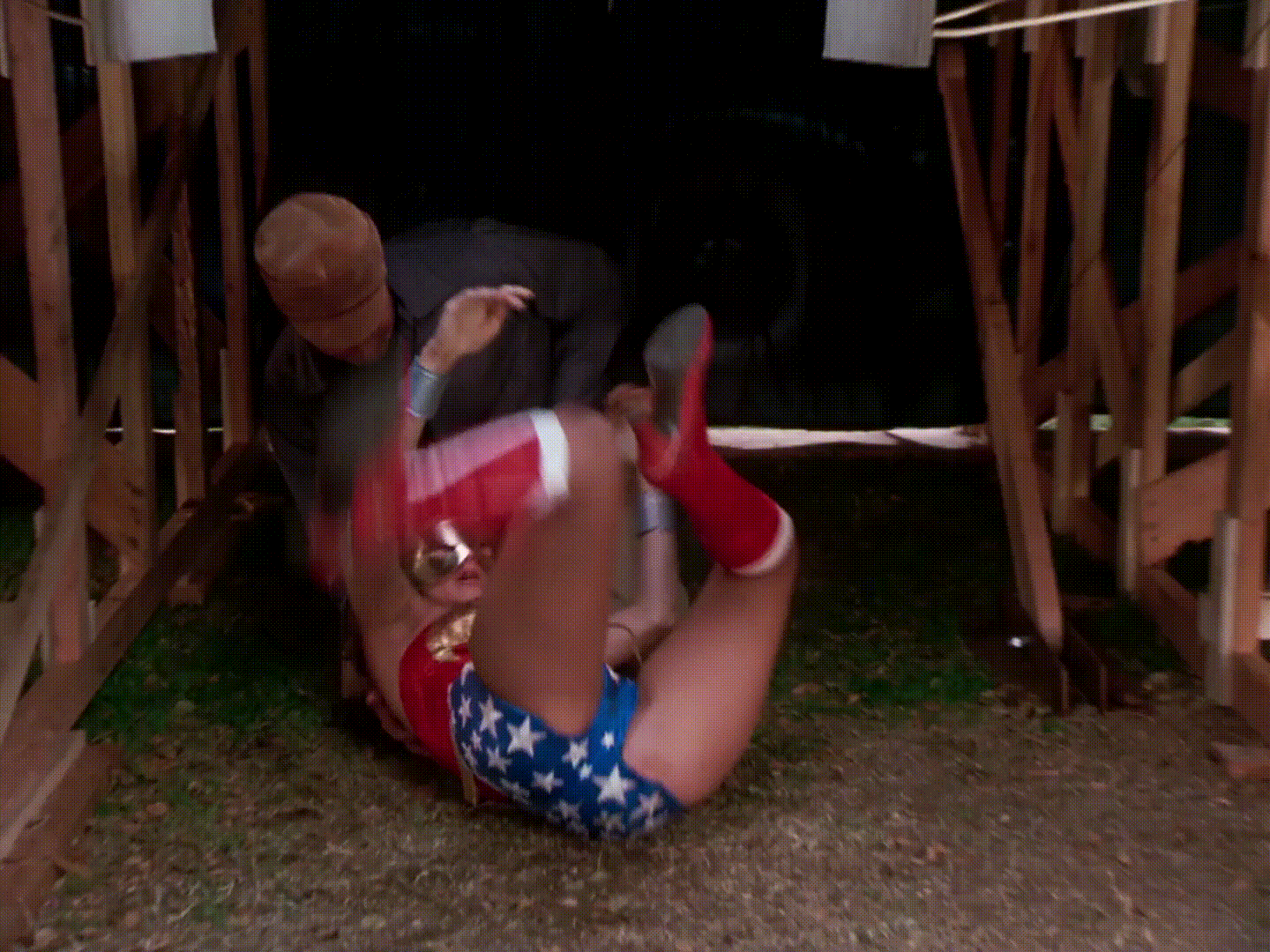 Lynda Carter’s nude scene in Wonder Woman Season 1 Episode 2