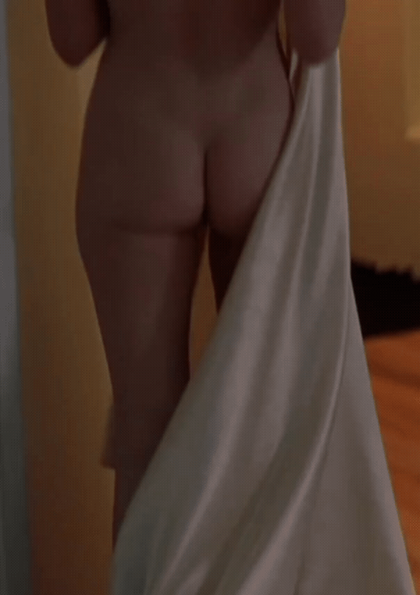 Mädchen Amick in a nude scene from Dream Lover (1993)