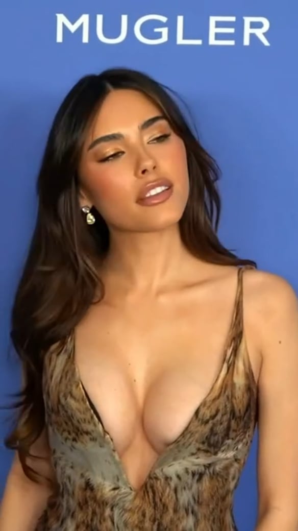 Madison Beer in Hot Outfits That Show Off Her Curves