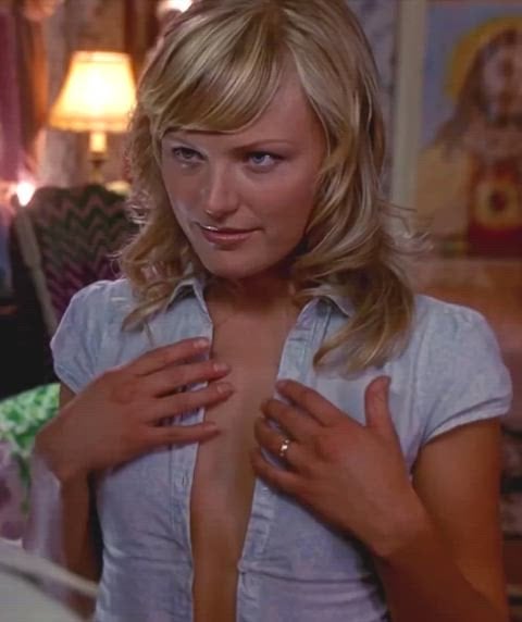 Malin Åkerman’s Hot Scene in Harold and Kumar Go to White Castle