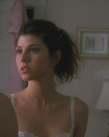 Marisa Tomei Unplugged Hot and Sexy Reveals in Clothes On vs Off